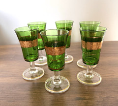 Set of 6 Cordial Glasses-Emerald Green w Gold Grape Pattern-Italy-Vtg 1960s