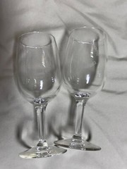 VTG Wine Glass Pair Of 2 Clear Glasses 6 1/8in Tall Feather River Vineyards Neb