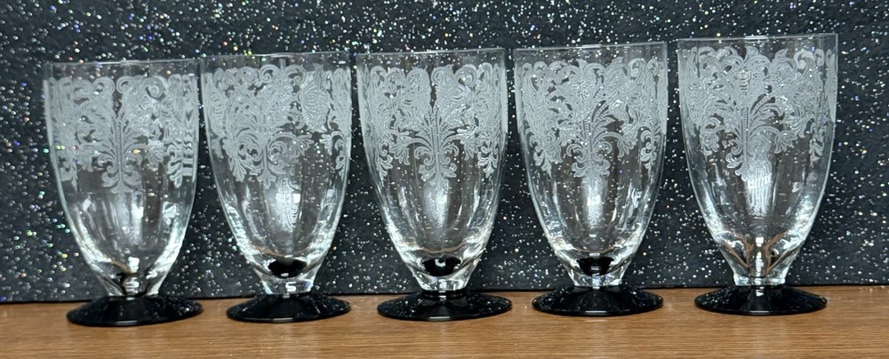 Beautiful Set of 5 Vintage Etched Glass Cordial Tumblers With Black Glass Feet