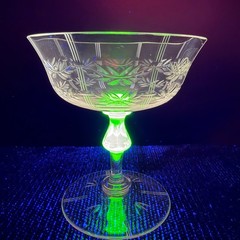 Vintage Uranium Glass Etched Laurel Leaf Champagne Coupes Vaseline Stem Cups Set