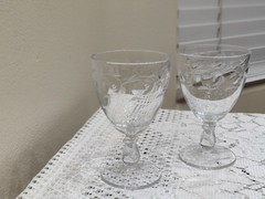 2 -VNTG/ Heisey CRYSTAL GLASSES/ Moonglo Cutting/USA