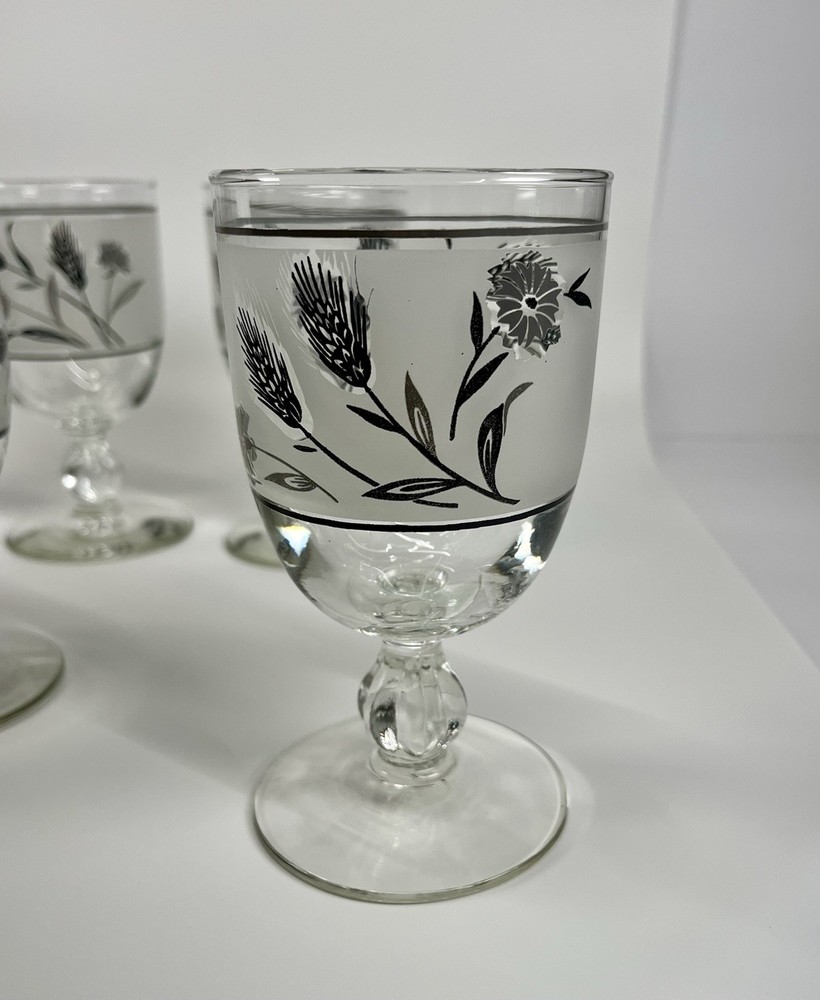 (2) Vintage Libbey Silver Leaf Wheat Frosted Goblet Wine/Water Glass MCM 1960’s