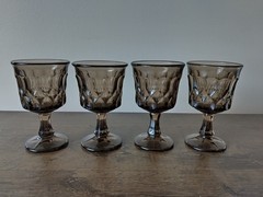 Noritake Perspective Brown Set 4 Wine Glasses Thumbprint Paneled Pressed Glass