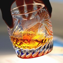 Rock Whisky Glass Hand Carved Vivid Gold Fish Pattern Edo Kiriko Glass 270ml