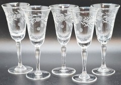 Vtg Etched Crystal Cordial Glasses, Mid-Century Berry and Leaf Pattern, Set of 5