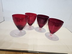 Set of 4 Vintage Morgantown Glass Radiant Ruby Spanish Red Footed Tumblers 4.75″