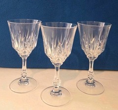Vtg Christal Glasses Capri Crystal Wine Pressed Cut Glasses By JMP Stemmed.1986
