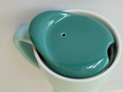 Christmas Travel Mug Ceramic Tree Teal Gasket Lid New 7.5″ Coffee Keeper