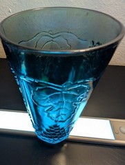 VINTAGE Indiana Glass Harvest Blue CARNIVAL Tumbler Embossed Grapes w/Leaves