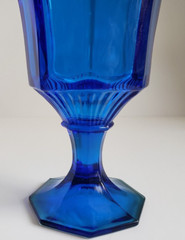 Independence Glass Octagonal Cobalt Blue Water Goblet 5.75″ Tall 8oz