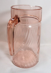 Cristal D’Arques Durand France ROSALINE PINK 48 Ounce Swirl Pink Optic PitcherGC