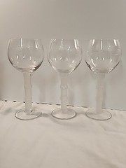 Tropical Etched Palm Tree Wine Glasses x 3 Frosted Bamboo Stem Cocktail Barware