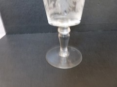 ANTIQUE EAPG Gillinder & Sons Hunter Deer Dog Water Goblet Glass RARE 6.5″ L1