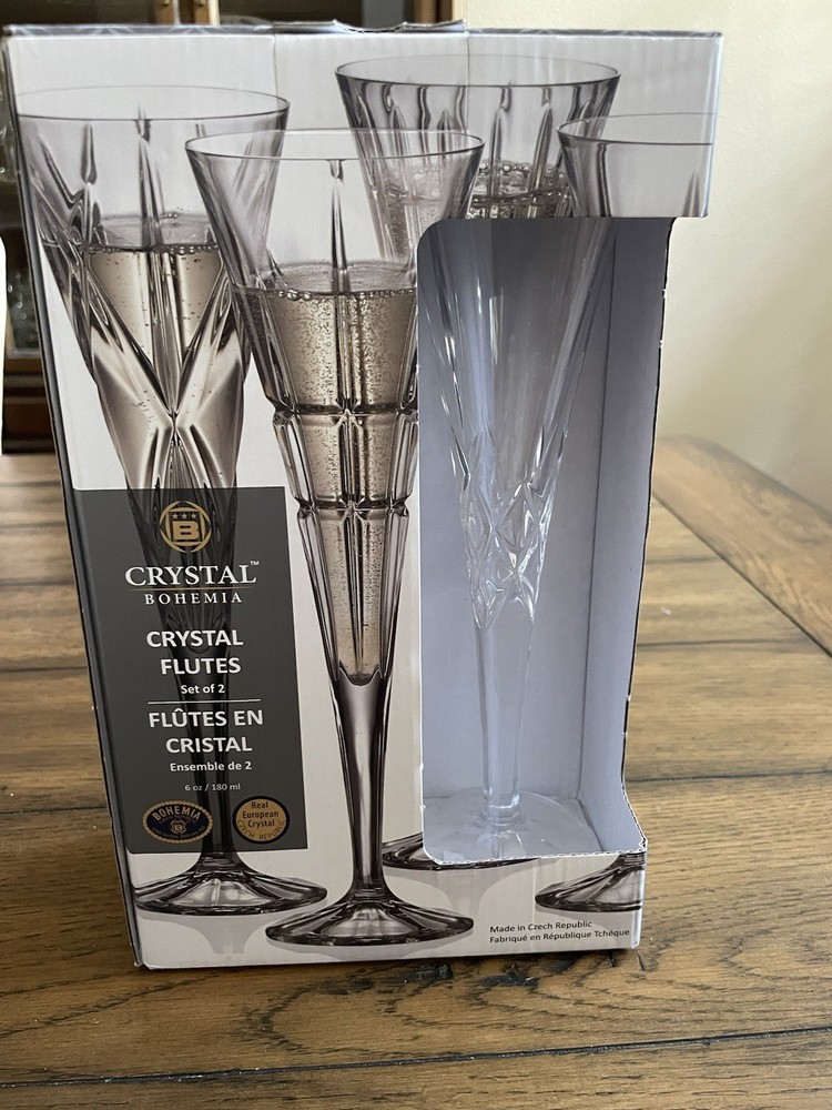 NEW CRYSTAL BOHEMIA champagne FLUTES wedding Set of 2 Czech Republic 24% Lead