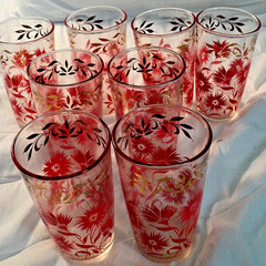 VTG Water Tumblers 8 Pc Set Red Aster Floral & Gold 5″ Tall Hazel Atlas Perfect!