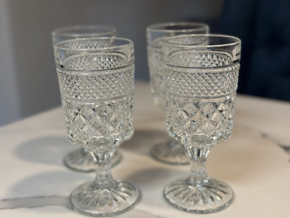 Vintage Set Of 4 WEXFORD 6 3/4” WATER Goblets By Anchor Hocking 8 oz