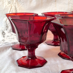 Amberina Independence Glass 8 Champagne/Tall Sherbet Octagonal Ruby