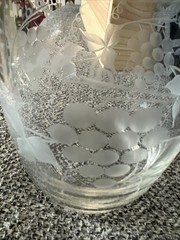 VTG 2pc Clear Etched Carafe & Glass Bedside Set (Grapes & Vine 7X4.5” Rd)