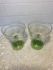 1930s vintage Anchor Hocking circle pattern stemware green stem Set of 2