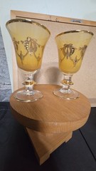Vintage ARTE ITALICA Yellow Wine Glass Wreath Swag Gold Gilt Pattern