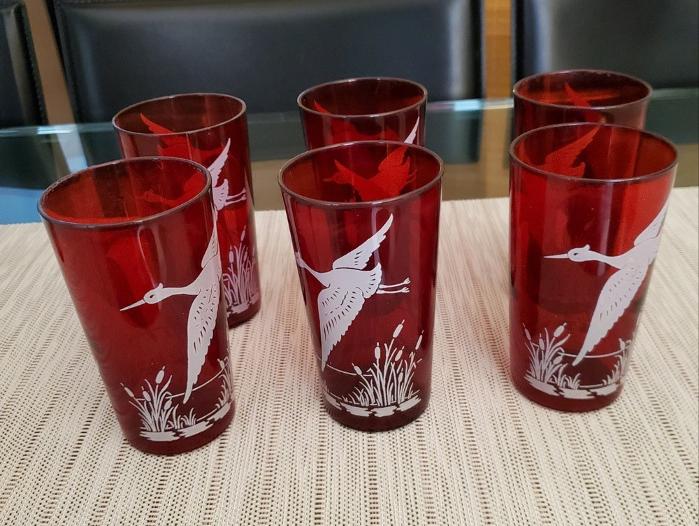 RETRO VINTAGE COOL 1950’S RED DRINKING GLASSES TUMBLERS HIGHBALLS WITH CRANES