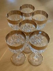 Stunning Set of 6 Vintage Crystal Wine Glasses 7″ Tall Gold Trim