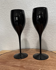 Pair of 2 VTG Mikasa Elegance Elite Black Wine Glasses 9” Tall 2.25″ Diameter