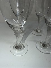 Vintage Set Of 4 Gold Trimmed Crystal Stemmed Wine Glass Intricate Design Rare