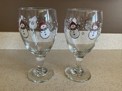 VINTAGE Snowman Glass Wine Goblet Lot of 2 7″ Libbey Winter Christmas
