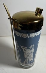 Shaker Set. Vintage. The Jeannette Glass Company Romanesque 3 piece with Box.