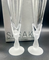 Vintage SASAKI Wings Frosted Dove Bird Crystal Champagne Fluted Glass 9.25″ Pair