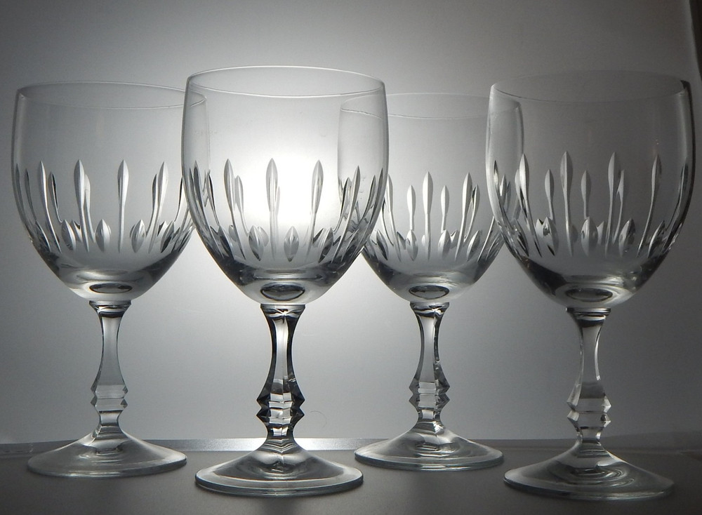 Vintage Cut Crystal Wine Glasses, Set of 4 Elegant Pattern GORGEOUS 6.75″
