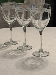 Rolf Glass Etched Palm Tree Crystal Wine Glasses 7 3/4” Set Of 3