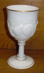 Westmoreland Gold Trim Milk Glass Water Goblet – Della Robbia – 6″