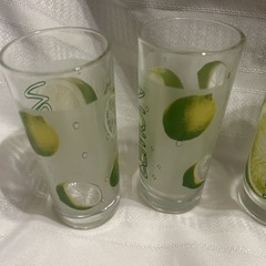 Set OfFour Decorated Lemon Glasses 5 1/2 Inches, Green/yellow Frosted