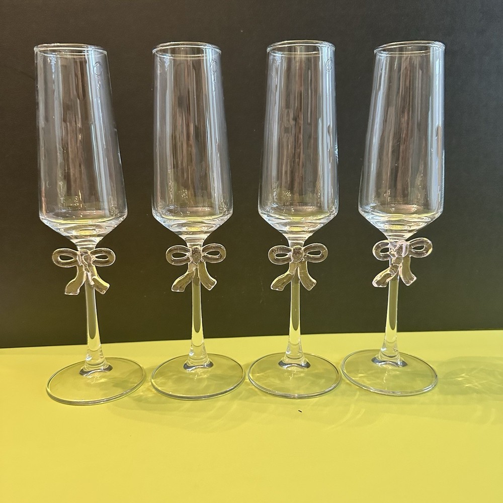 Champagne Flutes With Pink Bow Set Of Four