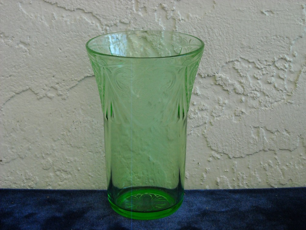 Royal Lace 10-Ounce Tumbler Green
