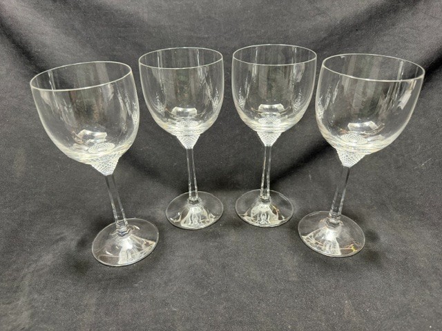 Villeroy & Boch Octavie Crystal Wine Glasses 7.7in Set of 4