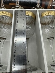 Circleware Maxim Stemware 8 oz Wine Glasses Gold Rim Swirl 7.5″ Set of 4