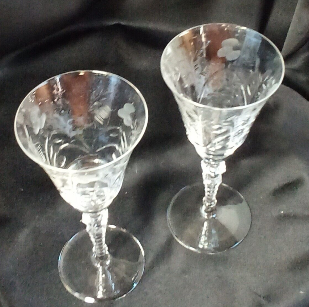 Set Of 2 Etched Gray Cut Floral 7-3/4″ Crystal Wine Glass With Design Stem #1034