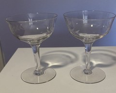 Set of 2 Vintage Champagne Coupe Glasses Dessert Dish Flower Fern 4.5”H Pair