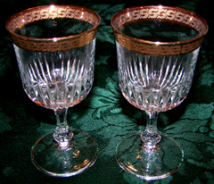 2 Crystal Cordial 4oz 4.75 Inch Tall Gold Rimmed Stems
