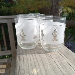 7 Libbey Fleur De Lis Low Ball Juice Glasses 3″ Frosted White Silver Vintage