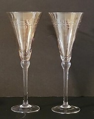 Vtg.Set of 2 Champagne Glasses Tall Clear Stem With Etched Leaf Iridescent Amber