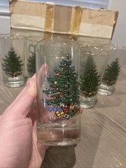 🎄​8 VTG CUTHBERTSON Christmas Tree 12 oz Tumblers Glasses, Gold Rim, 5.5″​ BOX