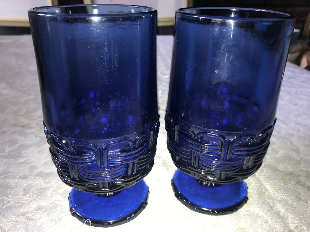 2 Rare L.E. SMITH Cobalt BLUE Wicker BASKETWEAVE 14oz Pedestal TUMBLER Goblet 6″