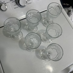 VTG Arcoroc France Clear Embossed Fruit Footed 8oz Wine Glasses set of 6 *EUC*