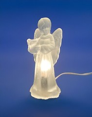 Celebrations Frosted Crystal Clear 6 1/2″ Light-Up Angel w/ Harp Taiwan