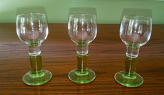 Set of 3 Liquor Cordial Shot Glasses Green Stem maybe Bormioli Rocco Limoncino ?