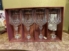 Cristal d’Arques Longchamp Gold Rim 24% Lead Crystal Goblet. Glasses. Set of 4